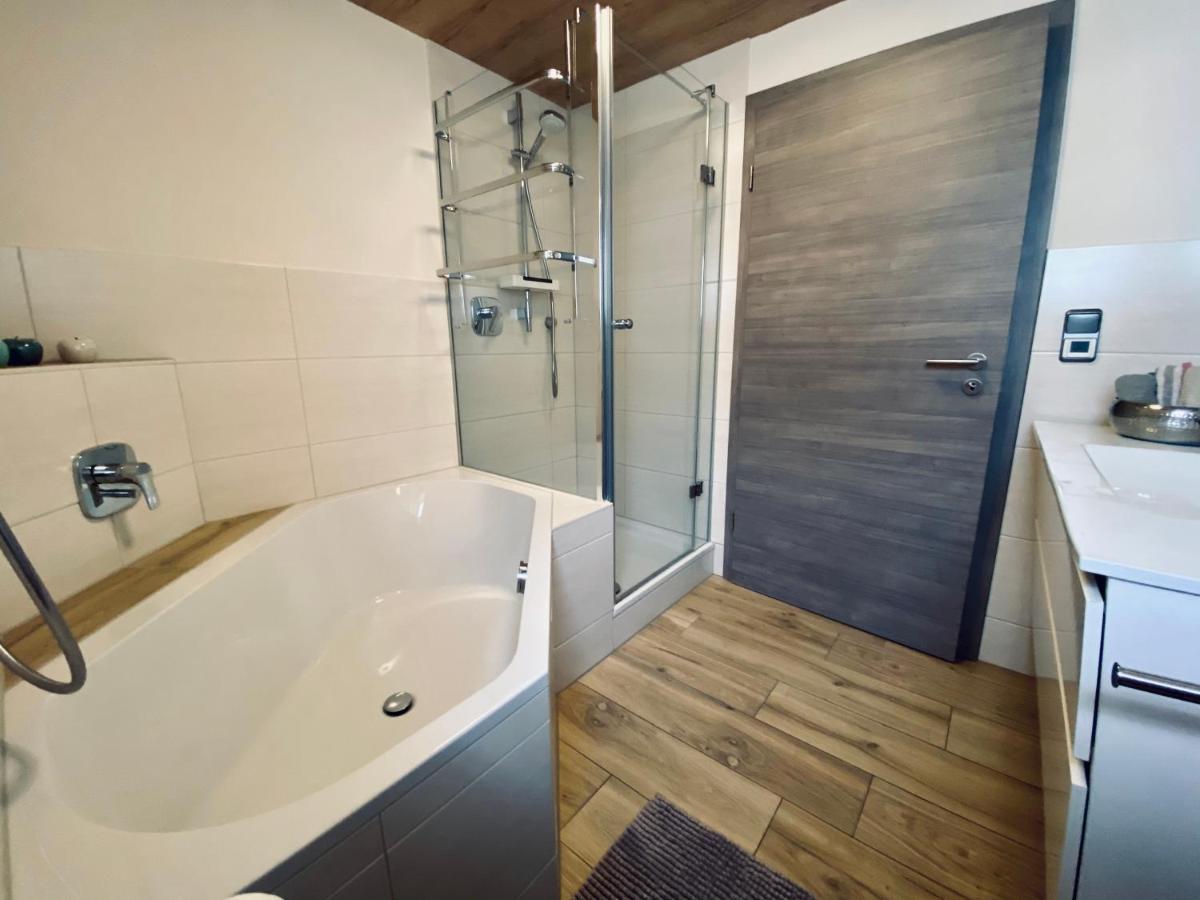 Ferienwohnung An Der Romantischen Salzachschleife Naehe Salzburg Laufen Exterior foto